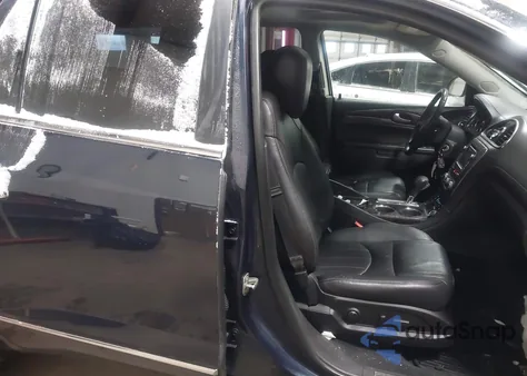 2016 Buick Enclave Premium z USA, uszkodzony, nr VIN 5GAKRCKD5GJ287647